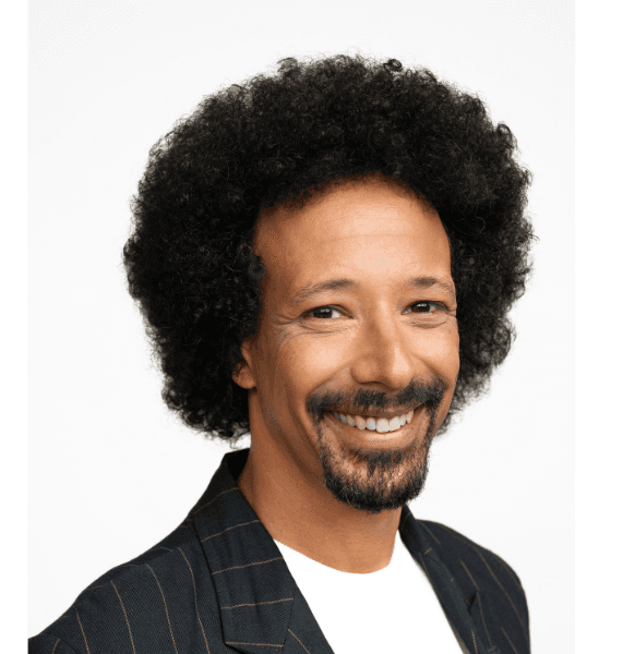 Flo Akinbiyi portresi