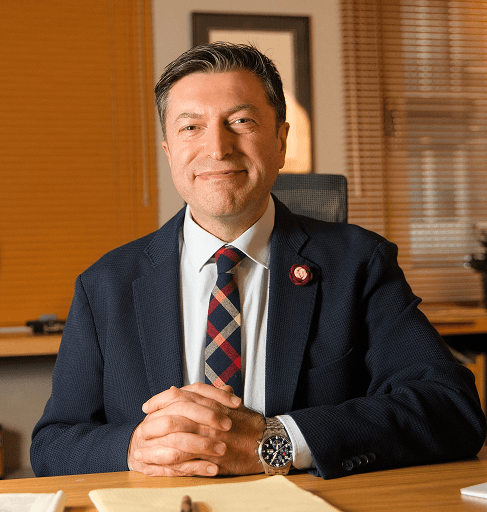 M. Serdar. Kuzuloğlu portresi