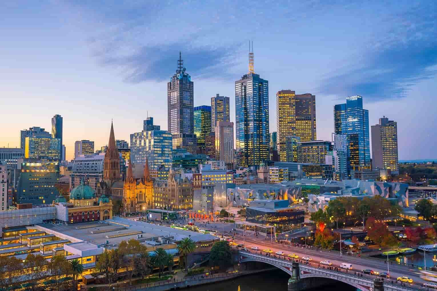 E-commerce Spending in Australia Nears $70 Billion
