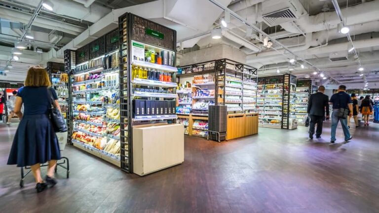 Pakistan Retail Growth: 53 Years of Naheed Driving an AI-Powered E-Commerce Shift