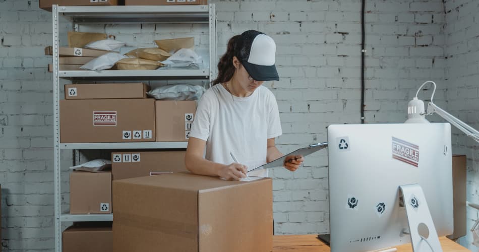 UK Online Retail Market Reaches Highest Share Since 2021